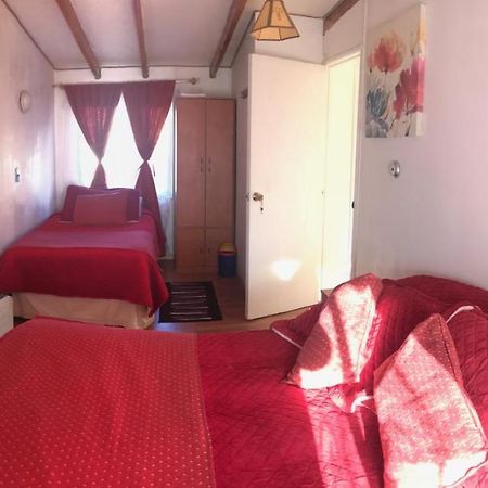 Hostal Patagonia Marmol Coyhaique Bagian luar foto