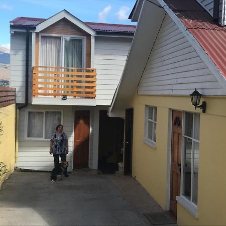 Hostal Patagonia Marmol Coyhaique Bagian luar foto
