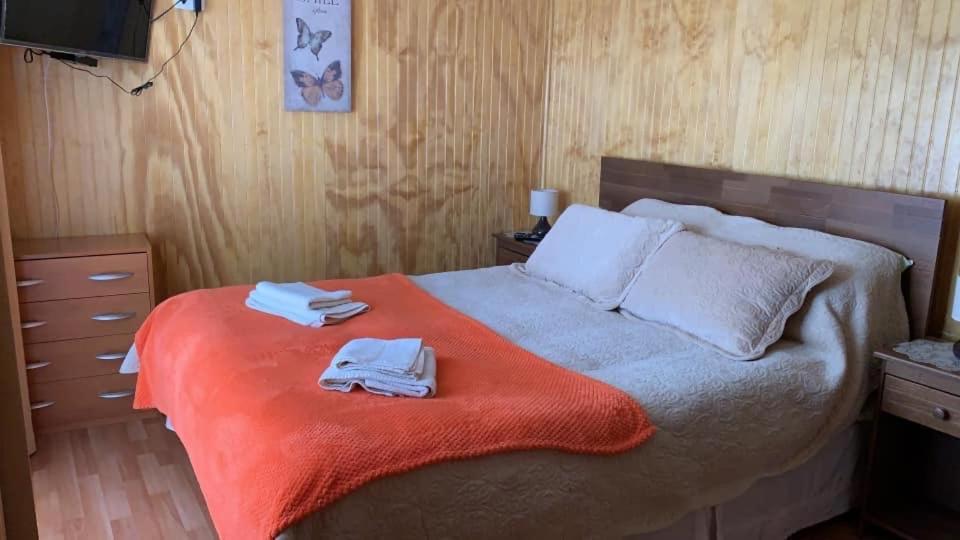 Hostal Patagonia Marmol Coyhaique Bagian luar foto