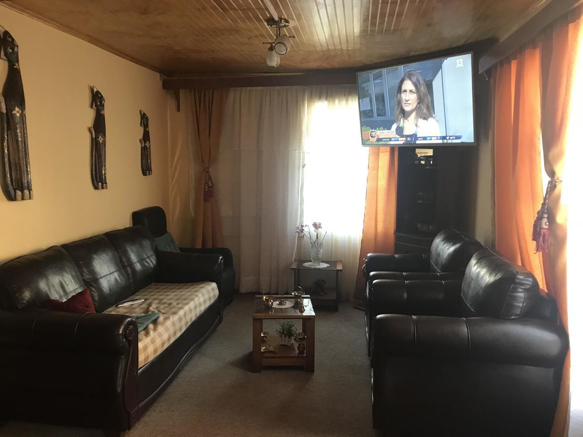 Hostal Patagonia Marmol Coyhaique Bagian luar foto