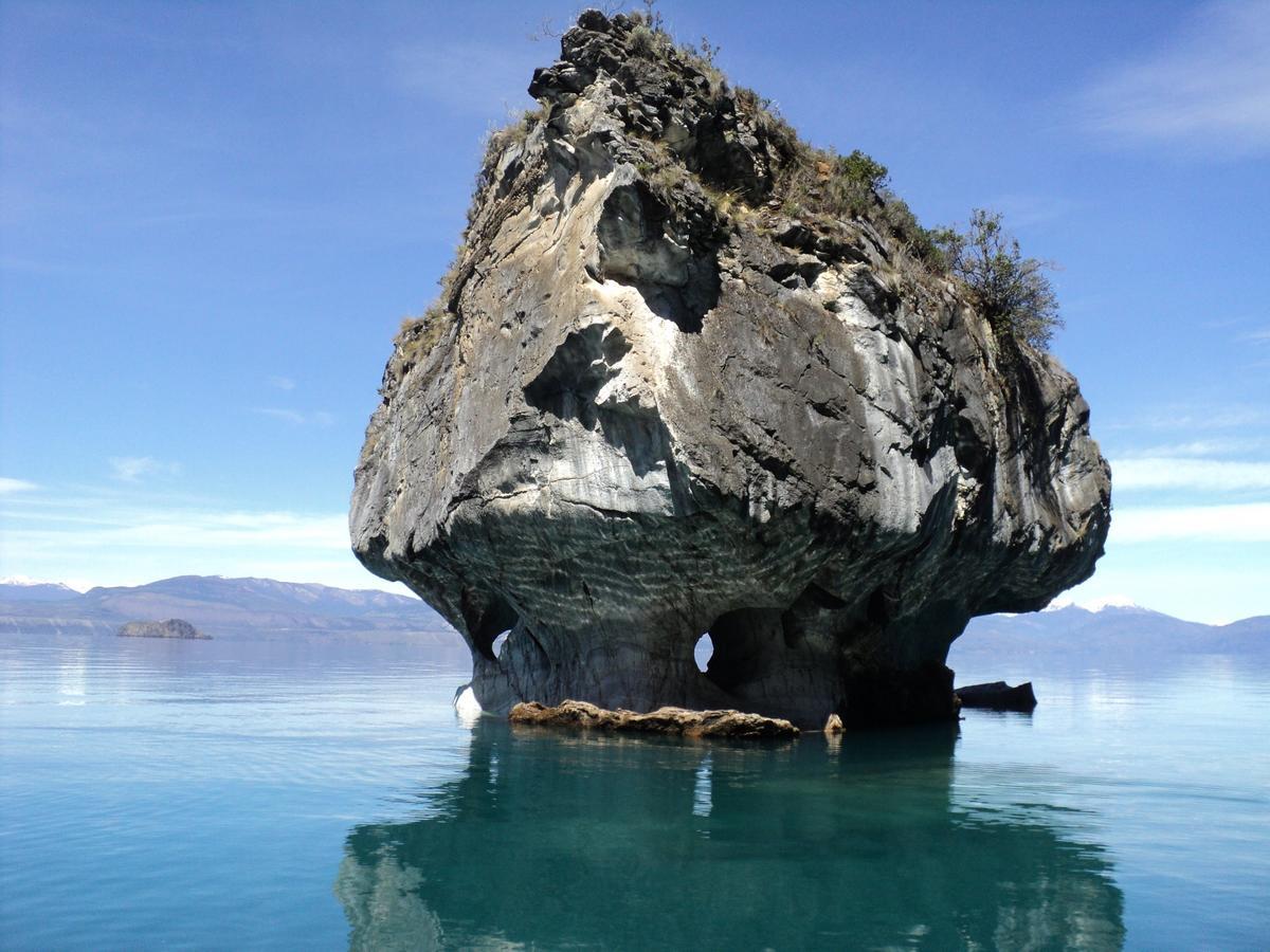 Hostal Patagonia Marmol Coyhaique Bagian luar foto