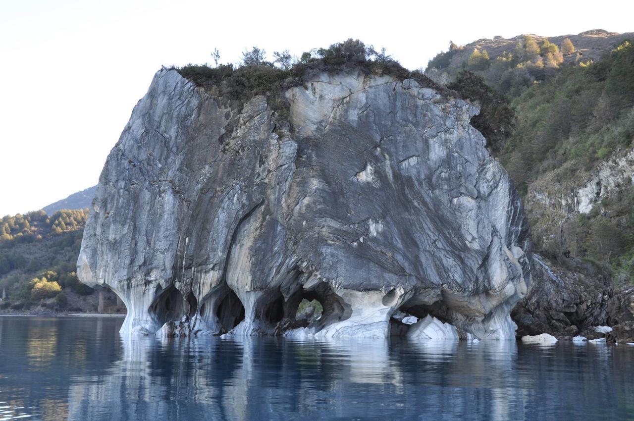 Hostal Patagonia Marmol Coyhaique Bagian luar foto