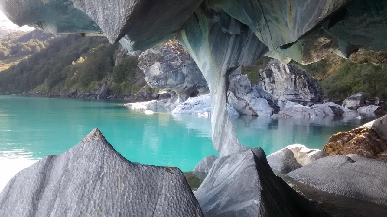 Hostal Patagonia Marmol Coyhaique Bagian luar foto