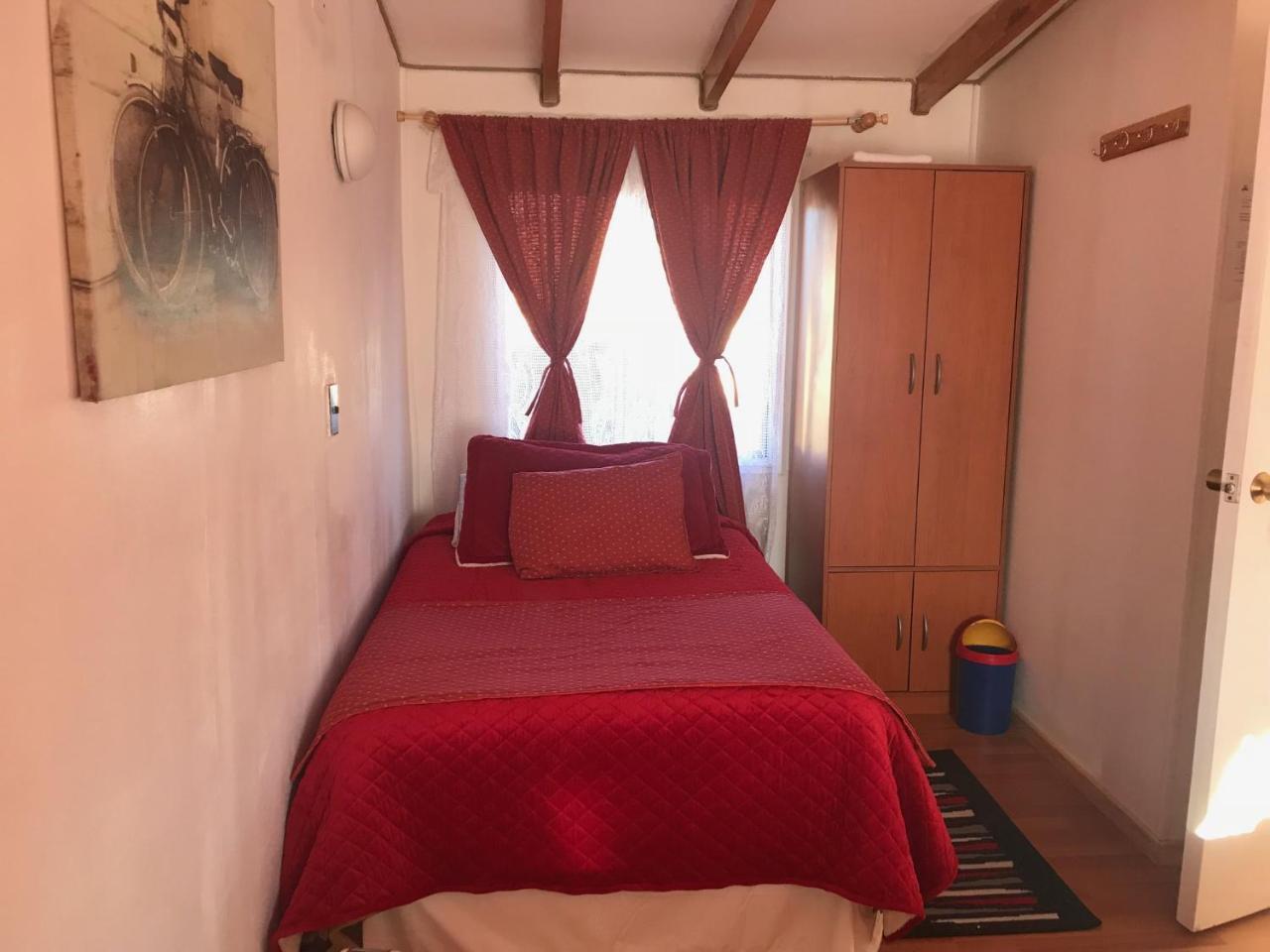 Hostal Patagonia Marmol Coyhaique Bagian luar foto